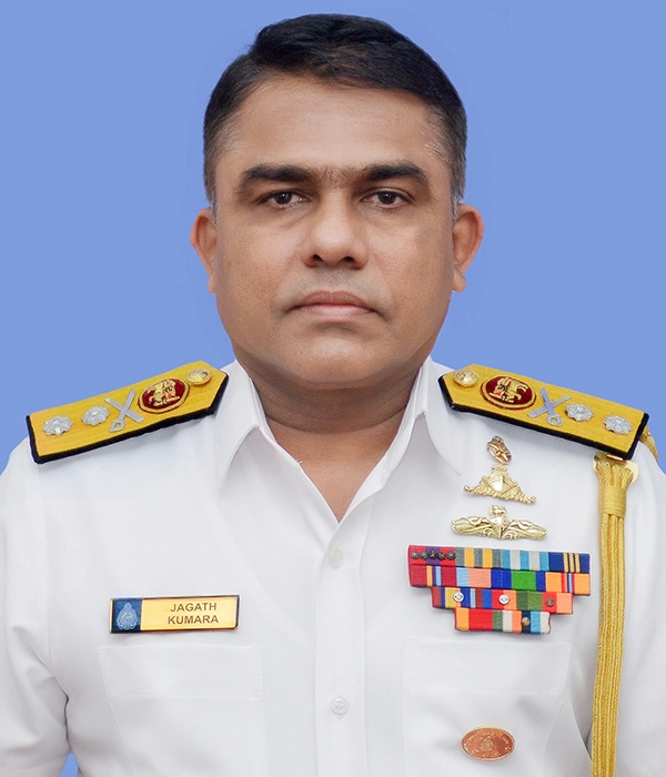  >
						</div>
						<div class=